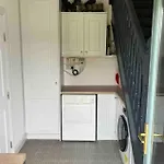 V93c9r0 Stone View Wonderful Spacious Two Bed Attic Private Entrance Private Bathroom With Kitchenette Apartment *