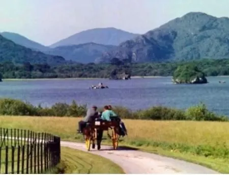 V93c9r0 Stone View Wonderful Spacious Two Bed Attic Private Entrance Private Bathroom With Kitchenette Apartamento