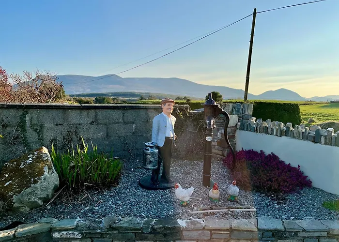 V93c9r0 Stone View Wonderful Spacious Two Bed Attic Private Entrance Private Bathroom With Kitchenette